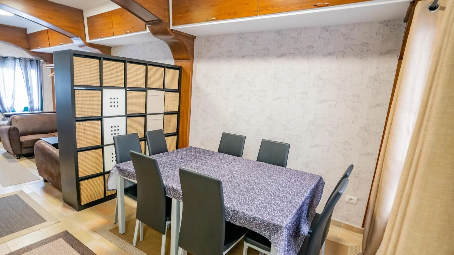 Casa Julio - Alcala Complete Coastal Retreat - Entire Apartment - 3 Min Walk From The Ocean - Shared Entrance With Host Affittacamere