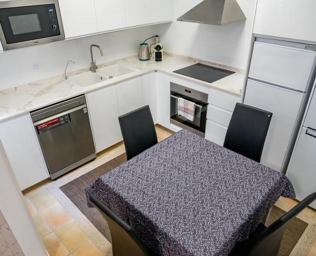 Casa Julio - Alcala Complete Coastal Retreat - Entire Apartment - 3 Min Walk From The Ocean - Shared Entrance With Host Alcala (Tenerife)